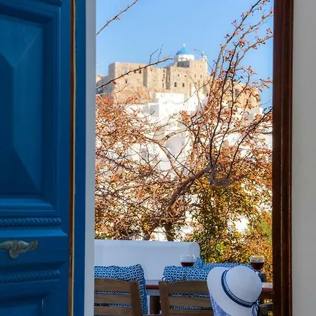 Mesonette Castle View Holiday home *